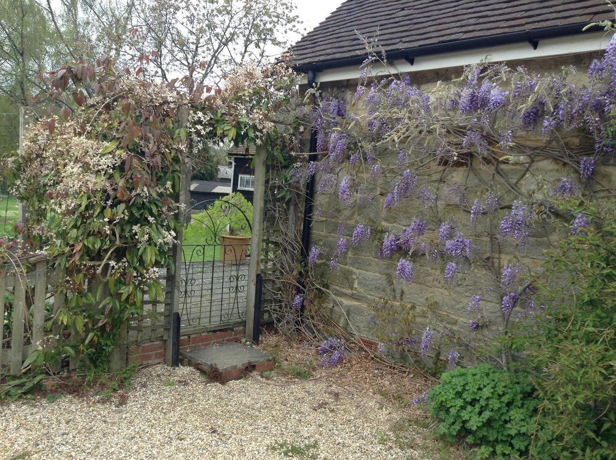 Bed and Breakfast Little Tidebrook Farm Wadhurst Экстерьер фото